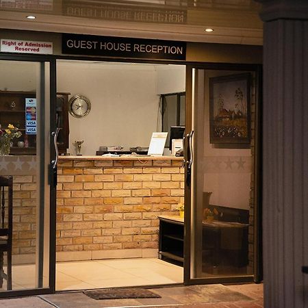 Gold Guest & Conference Bed & Breakfast Welkom Bagian luar foto