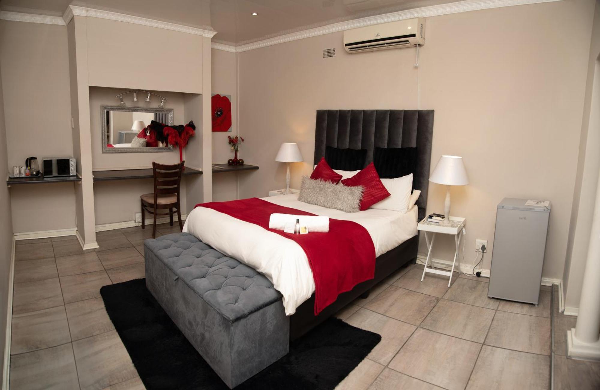 Gold Guest & Conference Bed & Breakfast Welkom Bagian luar foto